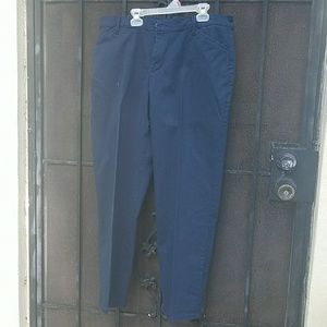 straight leg mid-rise